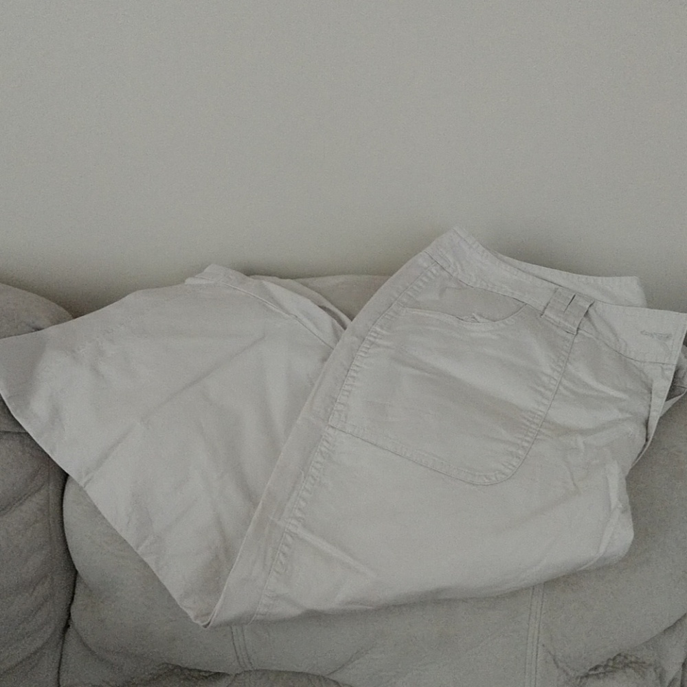 Style & CO capri pants
